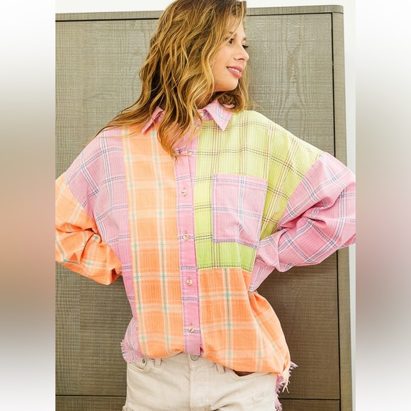 Bleach Washed Check Plaid Color Blocked Beachy Button Front Shirt - Picture 7 of 9